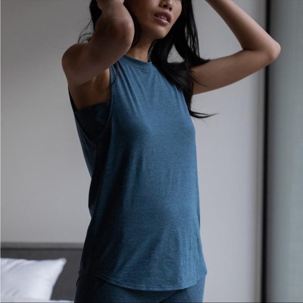 Lunya blue restore muscle tank top, medium